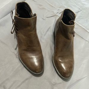 Brown Size 7 Women’s Born Booties